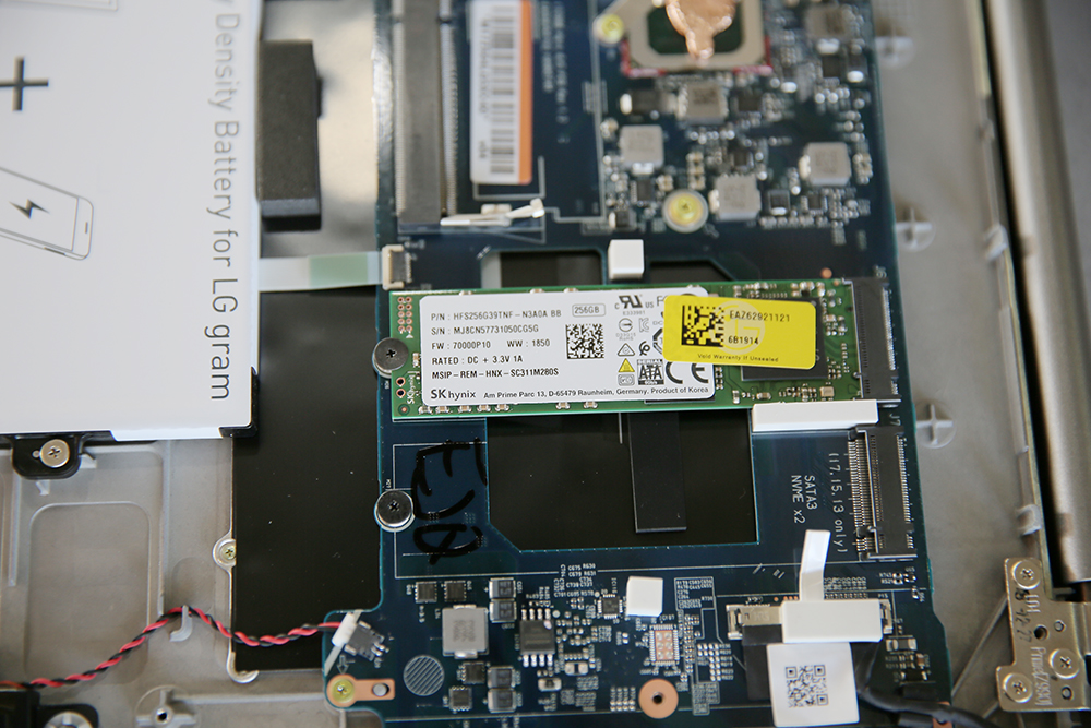 LG gram 17インチ SSD増設