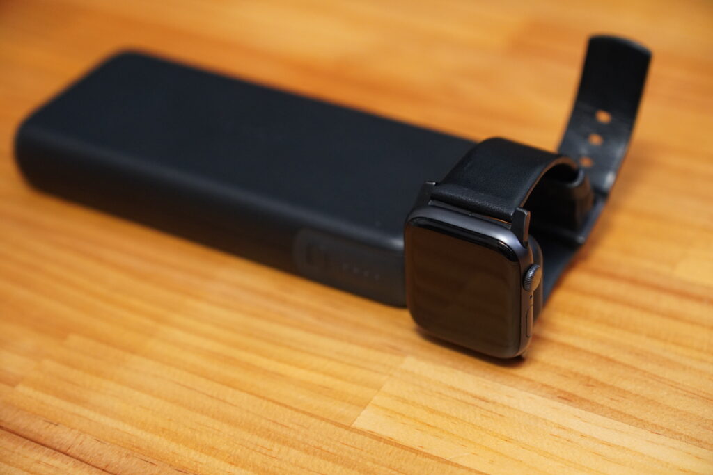 超コンパクト Apple Watch 充電器