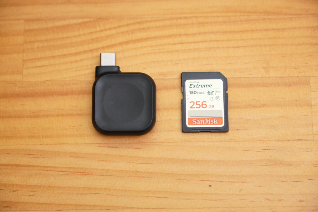 超コンパクト Apple Watch 充電器